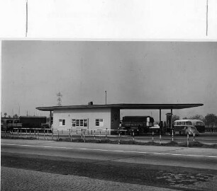 AS Bruchsal, Tankstelle Bruchsal-Ost Im Betrieb von 1937-1966, 1967 abgebrochen.