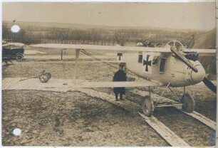 Foto eines deutschen Flugzeugs vom Typ "Walfisch"