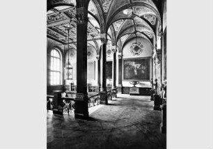 Blick in das Treppenhaus im Kronprinzen-Palais
