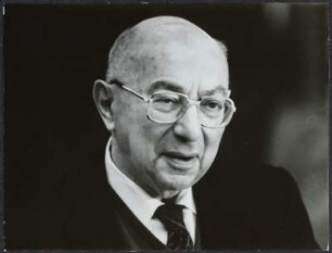 Prof. Dr. Hans Mayer