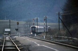 Fridingen Lok 215 092 E UL-FR Bnb_Wagen
