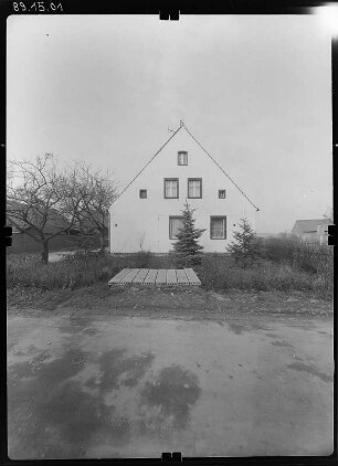 Saßleben (Calau-Saßleben), Calauer Straße 1. Gasthaus "Zur Rose" (um 1720). Giebelansicht
