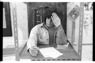 Kleinbildnegativ: Ausstellung, Kunst Keller Kreuzberg, 1986