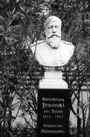 Mainau, Insel Mainau: Standbild, Großherzog Friedrich I. von Baden 1826-1907, Gründer des Mainau-Parks
