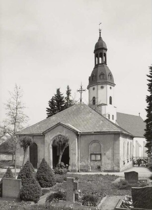 Friedhofskapelle, Schlettau