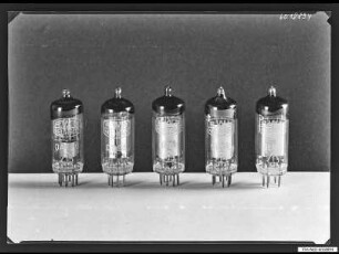 5 Miniaturröhren aus DDR-Produktion, Bild 1, Foto 1960