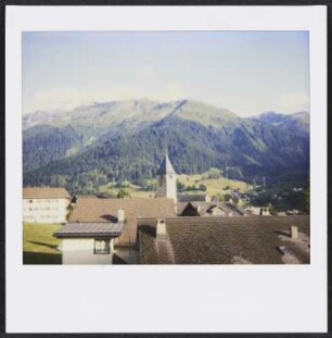 Blick über Fläsch in den Alpen