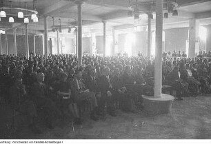 Dresden, Kurt-Fischer Platz (Olbrichtplatz), Nordhalle. Vorbereitungen zur Ausstellung "Das neue Dresden", 1946