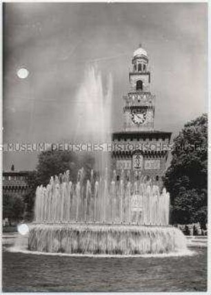 Milano, Torre Filarete mit Eingangstor zum Castello Sforzesco