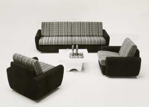 Sitzgruppe "Manora" : Sitzgruppe "Manora" (1973; Möbelkombinat Erfurt (MKE)). Ansicht mit Beistelltisch