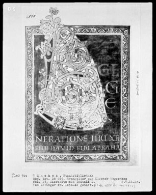 Evangeliar — Initialzierseite mit Initiale L, Folio 23recto