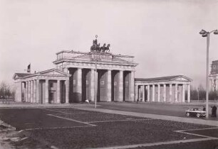 Berlin, Brandenburger Tor nach der Wiederherstellung