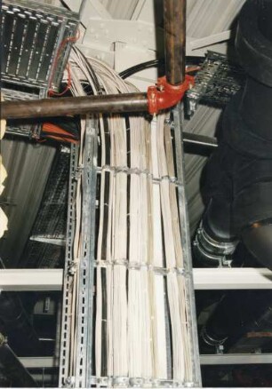 Dresden-Altstadt, Prager Straße 12. Warenhaus "Karstadt" (1993/1995). Technischer Bereich für Klima und Elektrik, aufgeneommen 1995
