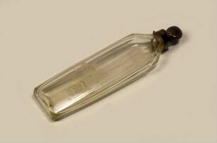 Flakon aus Parfumkasten