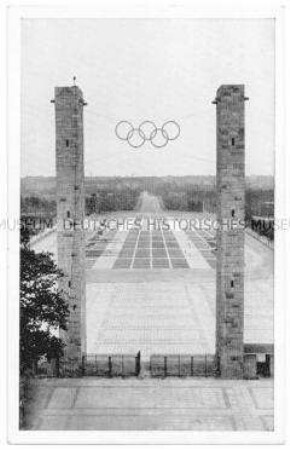 Osttor am Reichssportfeld in Berlin