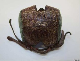 Falkenhaube / Werkzeugkabinett des Kurfürsten Johann Georg I.