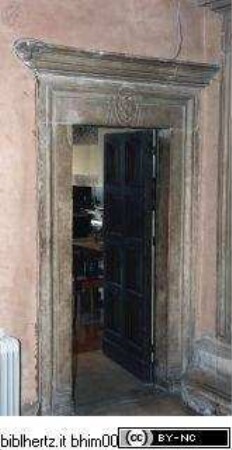 Portal mit Kardinalswappen des Marco Barbo