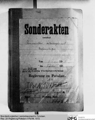 Kommunisten, kommunistische Bewegung, Demonstrationen, Flugblätter