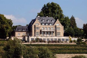 Haus Rheinblick; Eltville, Wallufer Straße 17