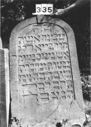 Grabstein 335