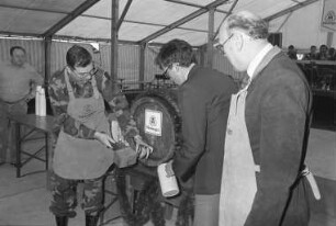 Deutsch-amerikanisches Volksfest "Ami-Meß´" auf dem ehemaligen Flugplatz an der Erzbergerstraße