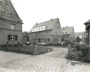Wurzen, Eduard-Schulze-Straße 2 bis 6. Wohnhäuser einer Wohnsiedlung (um 1925). Hofansicht