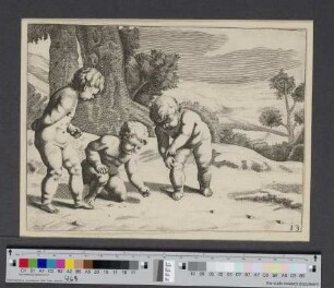 [Kinder spielen mit Murmeln]