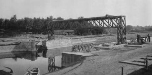 Altes Sicherheitstor am Dortmund-Ems-Kanal