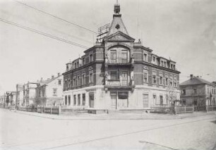 Wohnhaus mit Ladeneinbau (Oberlausitzer Bekleidungshaus), Eckansicht