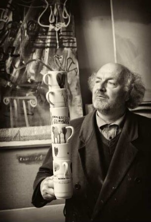 OSMAR OSTEN IN SEINEM ATELIER