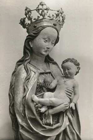 Maria mit Kind auf der Mondsichel