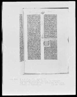 Eines der zwölf erhaltenen Pergamentexemplare der 42-zeiligen Bibel Gutenbergs — Band 1 der Gutenberg-Bibel — Initiale V(ocavit autem), Folio 49recto