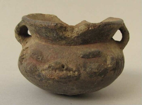 Clay vessel