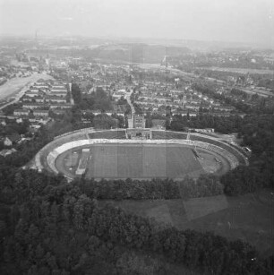 Georgi-Dimitroff-Stadion (Westsachsenstadion) in Zwickau : Blickrichtung Nordosten