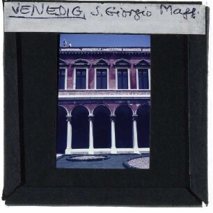 Venedig, S. Giorgio Maggiore : Innenhof, Fassadendetail