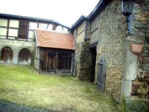 Kirchhof im Nordwesten von Osten
