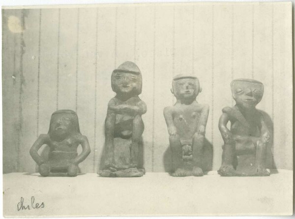 Figurines en argile