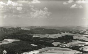 Oberlausitz. Ottendorfer Räumicht und Endlerkuppe. Blick vom Wachberg nach Südwest gegen Sächsische Schweiz