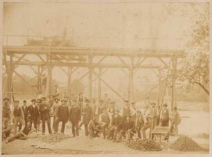 Gruppenfoto zum Beginn des Brückenbaus des Blauen Wunders : Dresden-Loschwitz. Gruppenfoto zum Beginn des Brückenbaus