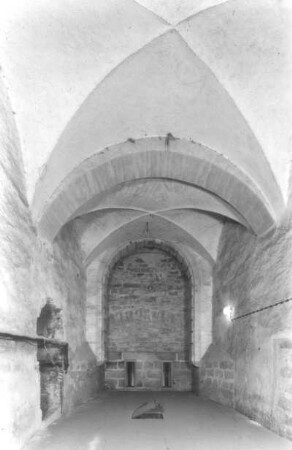 Königstein. Festung. Torhaus (1589-1591, P. Buchner). Raum über der Fallpalisade