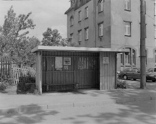 Freiberg, Hainichener Str., Bushaltestelle mit Wartehaus