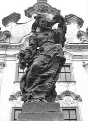 Skulptur, allegorische Darstellung: "Die Leichtfertigkeit" (Kopie). Skulptur aus der Reihe "Die zwölf Laster"