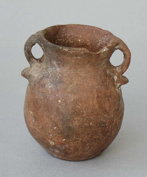 Clay vessel