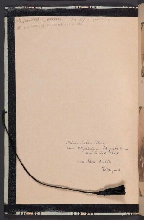 Vorsatz Vorderdeckel, Spiegel mit Widmung : Album zum 20-jährigen Ehejubiläum der Eltern am 7. November 1929, angefertigt von der Tochter Hildegard