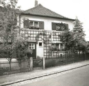 Dresden-Hellerau, Kurzer Weg 7. Wohnhaus (um 1909, R. Riemerschmid)