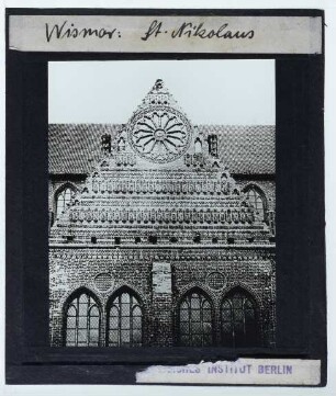 Wismar, Nikolaikirche : Außenansicht, Querhausgiebel