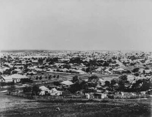 Queensland : Blick von einer Anhöhe auf Queensland