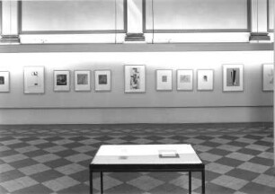 Dresden. Albertinum. Mosaiksaal. Ausstellung "Erwerbungen 1959-1990". Raumaufnahme