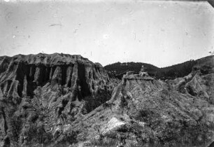 Schlucht : Blick auf eine Schlucht bei Tsingtau