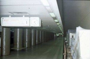 Stuttgart S-Bahn-Tunnel Haltestelle Schwabstraße elTW 420 812 Rolltreppentransport